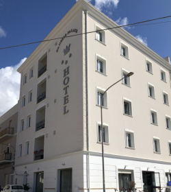 D'angelo Palace